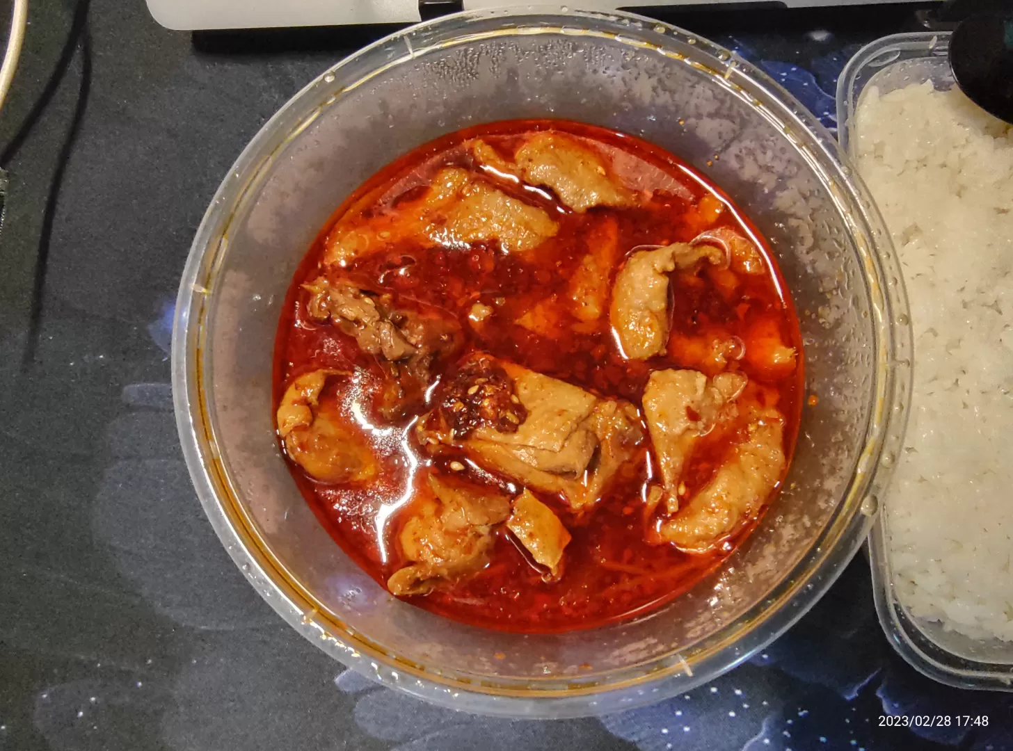 黄焖鸡米饭 – 新区食堂